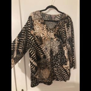 ELEGANT Chicos Black and Gold Blouse 🖤⚜️